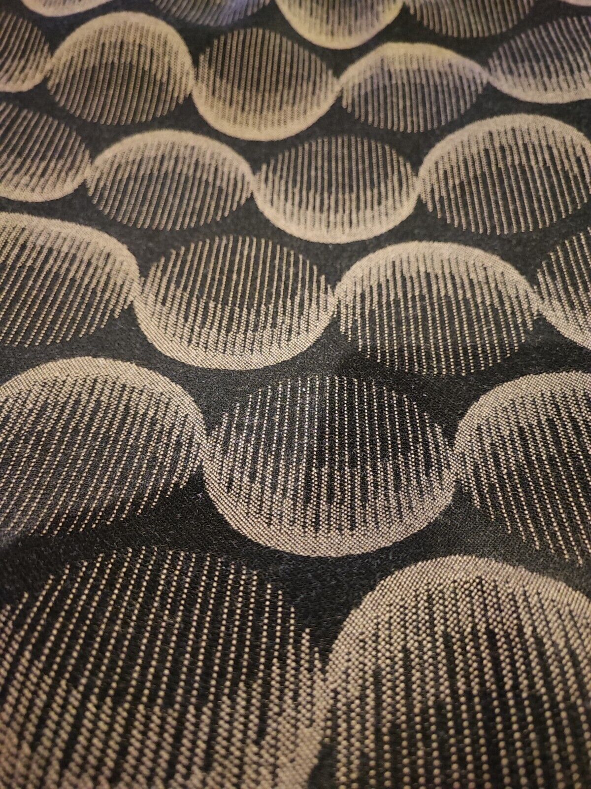 Sunbrella sierkussen 45x45 Jacquard circle walnut
